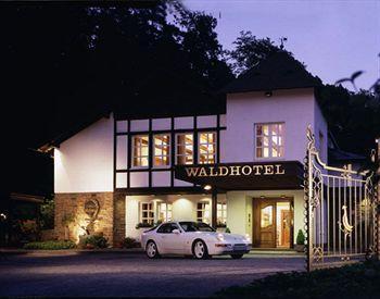 Romantik Waldhotel Mangold 4* Bergisch Gladbach