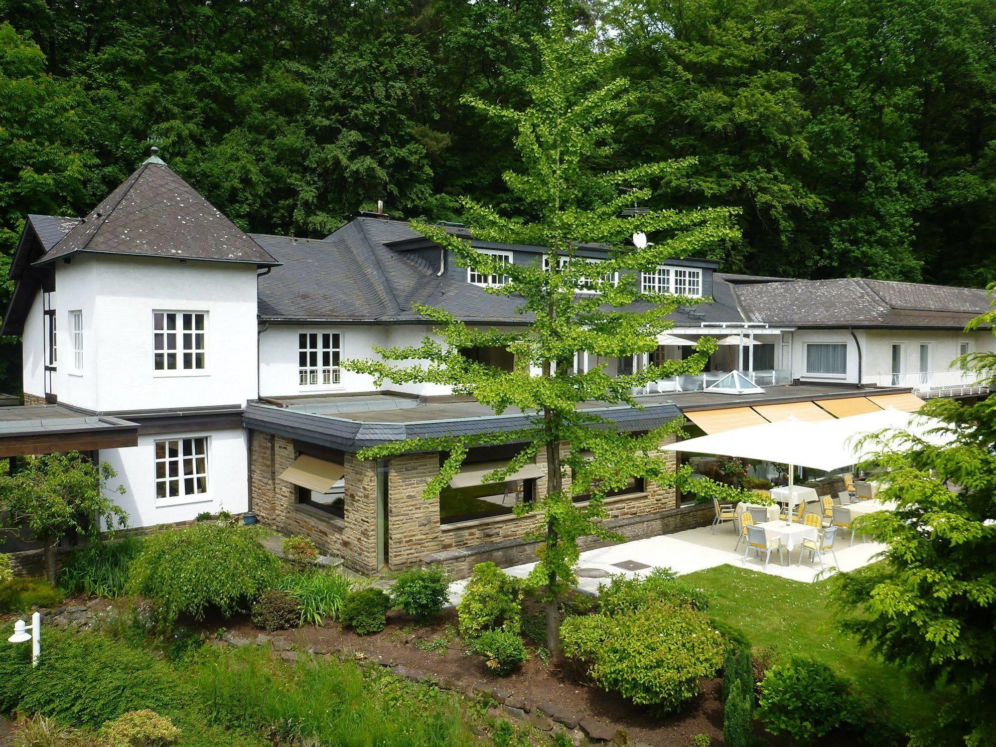 Romantik Waldhotel Mangold Hotel Bergisch Gladbach