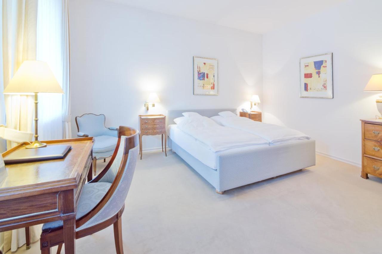 Hotel Romantik Waldhotel Mangold 4*